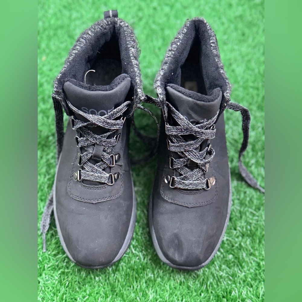 Sports Women’s Black Hiking Boots with‎ Gray Laces Size 8